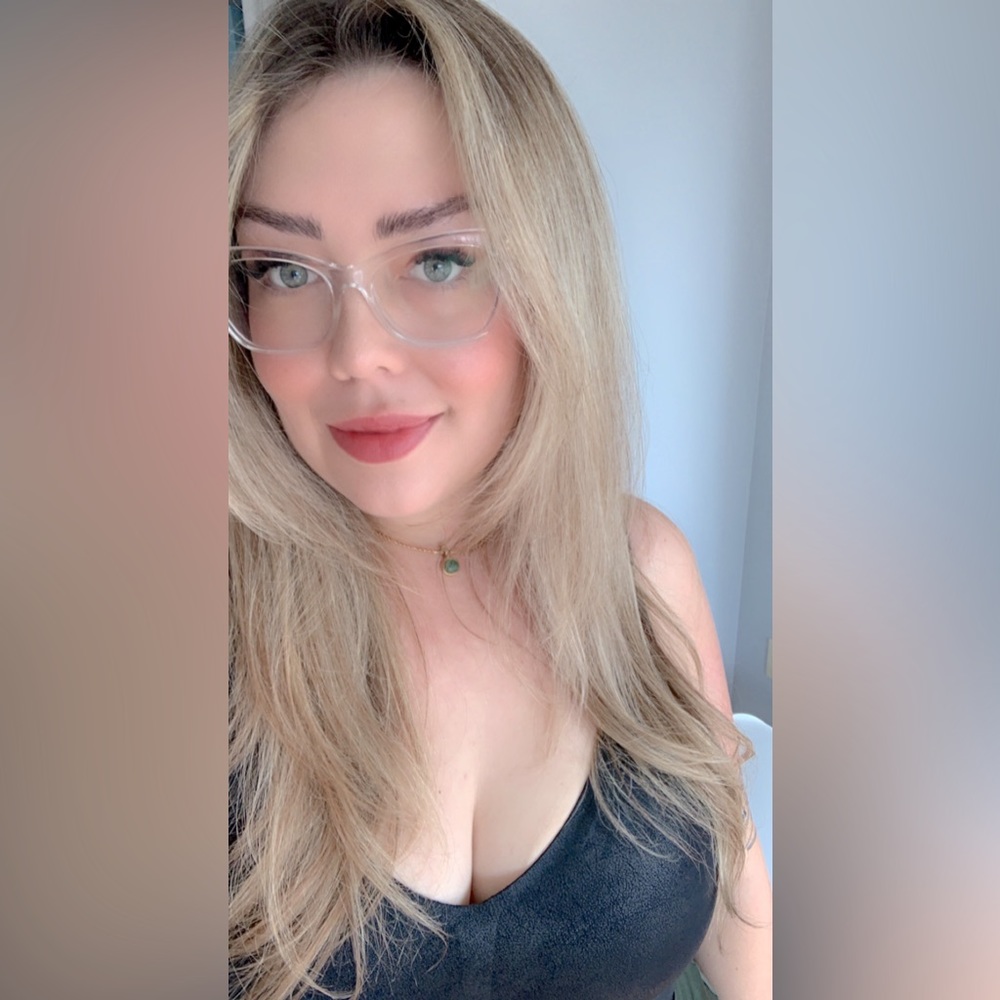 Meet your Posher, Katelyn